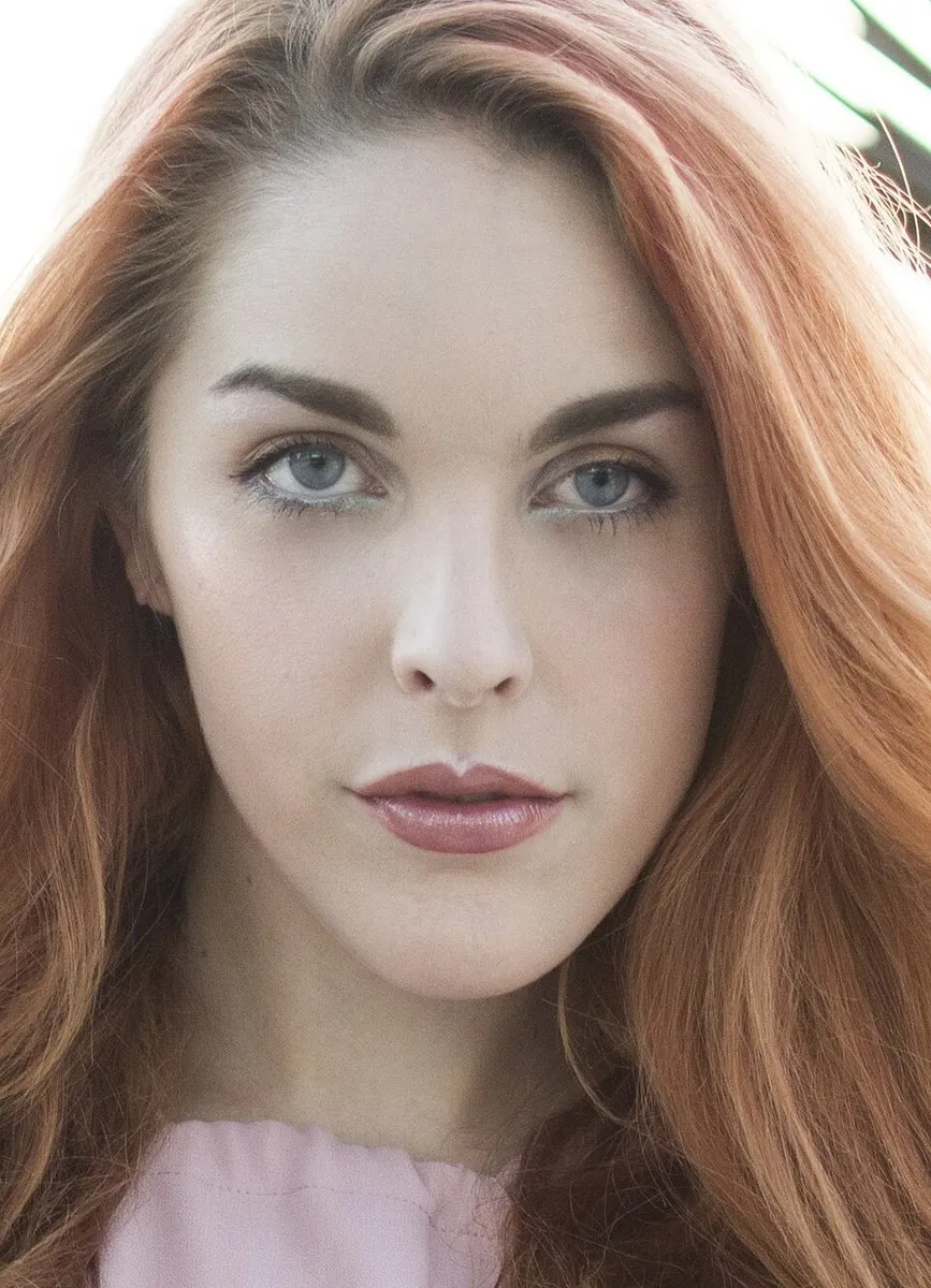 Amarna Miller, 2017