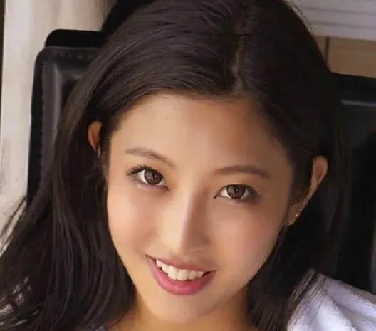 Emiri Momota