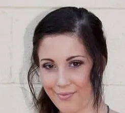 Noelle Easton